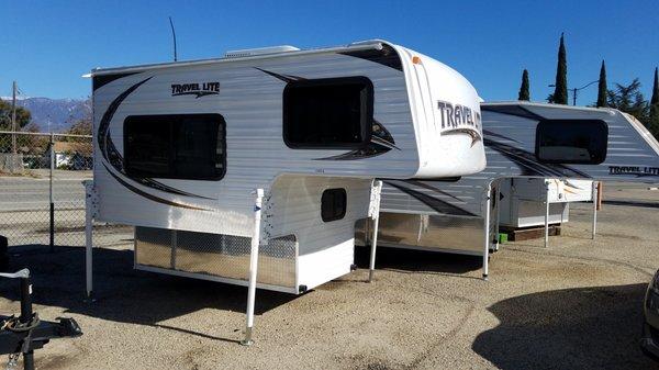 2017 Travel Lite 700SL Truck Camper. AC, Furnace, Sleeps 3, Outside Shower and More. #N4118/174848