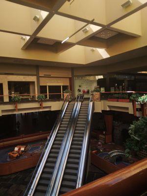 Valley West Mall