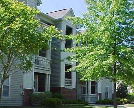 Dobbins Hill Apartments