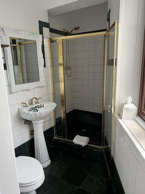 Art deco style bathroom