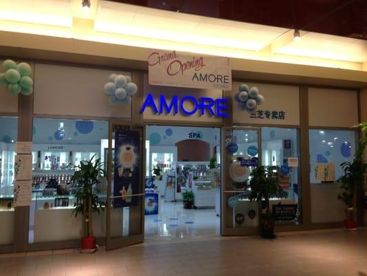 AMORE's store front