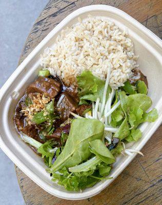 Beef Pares: Tender Braised Beef Stew w/ brown rice, fresh tomatoes (missing), bean sprouts, fried garlic, green onions | $15.49