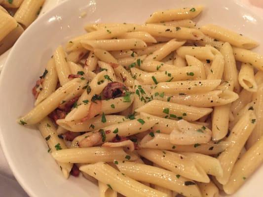 Side of pasta with oil and garlic