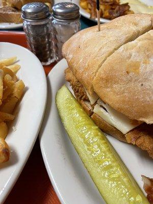 Fried chicken sandwich