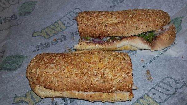 Meatball sandwich with cheese bread