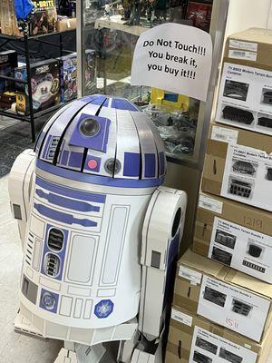 R2D2