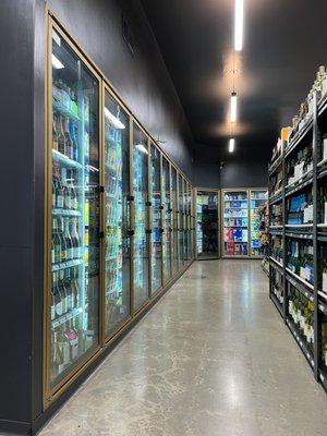 Liquor & Foodmart