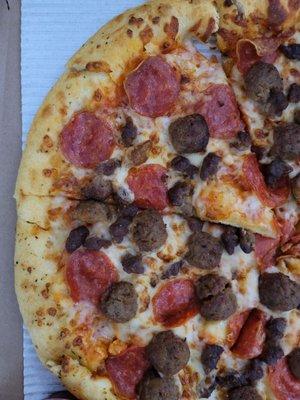 $10 3-Topping Deal Hand Tossed Crust Light Red Sauce Normal Cheese Meatballs Pepperoni  Beef