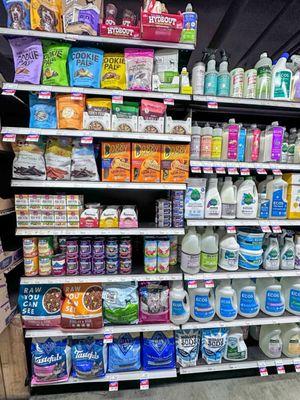 Pet food & Cleaning products