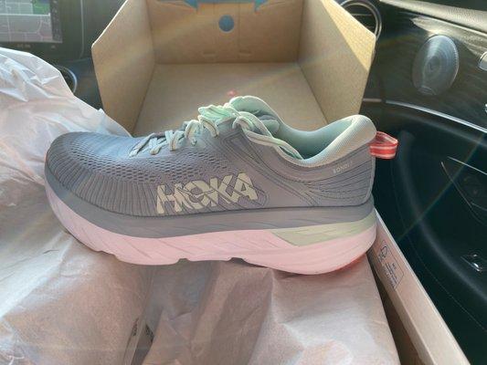 Hoka Bondi 7 in 8.5W