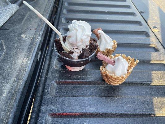 Hot Fudge Brownie sundae and dog sundaes