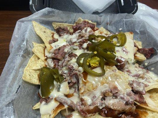 Brisket nachos