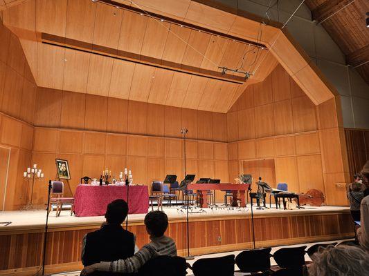 2/11/2024 - Portland Baroque Orchestra performed Dinner with Handel, an Opera pasticcio at the Kaul Auditorium at Reed College