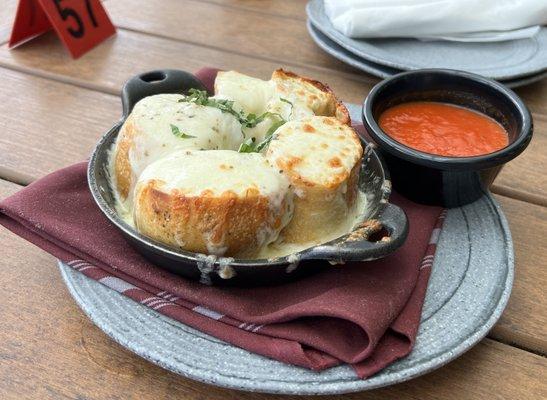 Cheesy bread