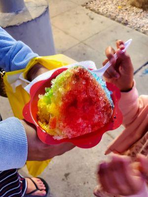 Shaved ice goodness.