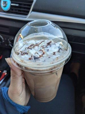 Iced dark chocolate mocha (+Whipping cream)