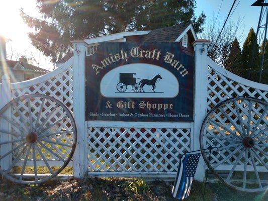 The Amish Craft Barn