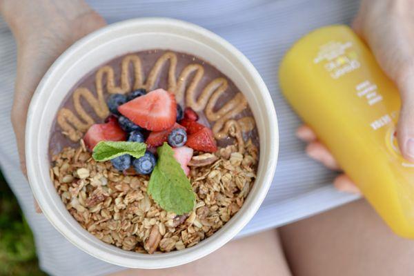 Acai bowl