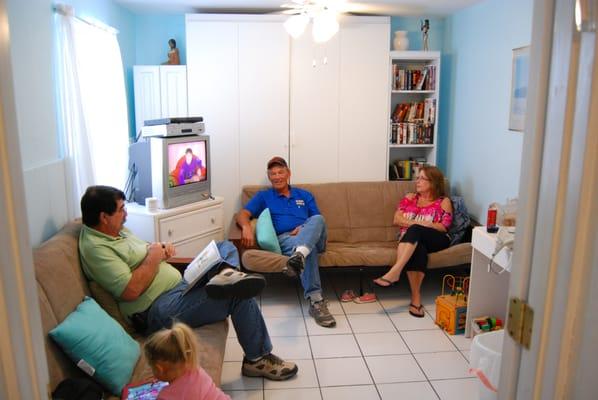 Family waiting in the adjacent room for things to REALLY get cookin'.