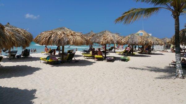 Rex and Alicia enjoyed the beautiful beaches in Aruba