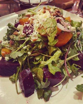 Roasted beet salad