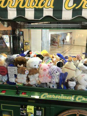 Claw games at the mall