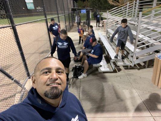 Alliance Bath Reglazing sponsor a softball team in Brentwood Ca, all games are played at sunset recreational fields.