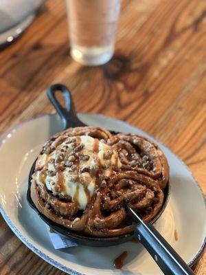 Brioche cinnamon roll