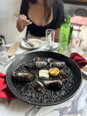 Squid ink Seafood Paella x2