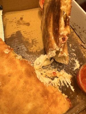 Calzone- where's the meat and look how greasy