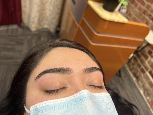 Sasa Eyebrows Threading