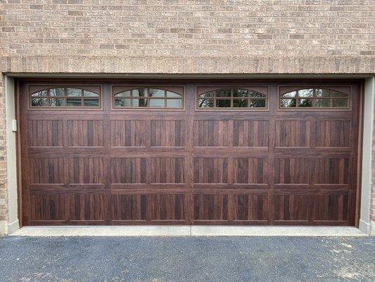 Mahogany insulated sandwich door with cascade glass top panel