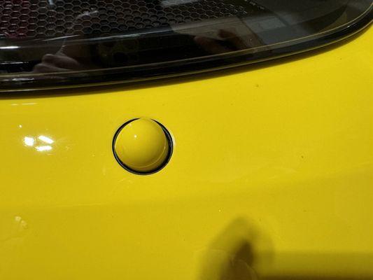 Bumper PPF around headlight washer, seam is perfect.