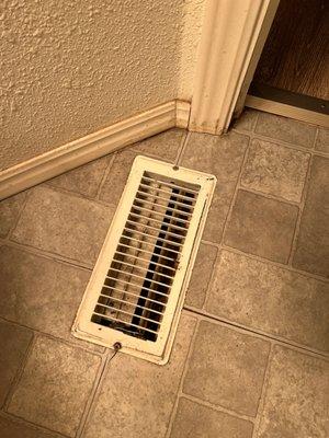 Bathroom dirty vent