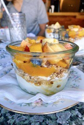 yogurt parfait