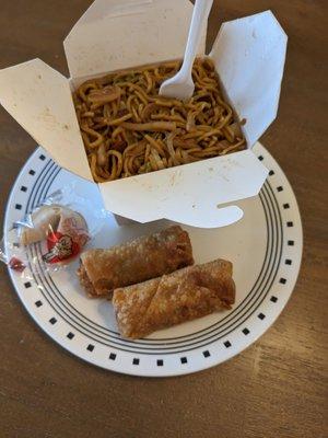 Pork loin mein + 2 egg rolls