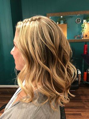 Flowing balayage by Dana M.