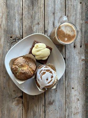 Blueberry Muffin, Cinnamon Swirl Muffin, Pumpkin Cake Bar (seasonal), latte