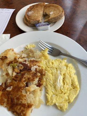 My scrambled eggs, rye toast with butter and hash browns. Great!! And Great quick service!