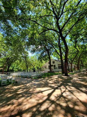 Casa Blanca on Brushy Creek