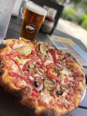 Verdure Arrosto Pizza and a Draft Beer!