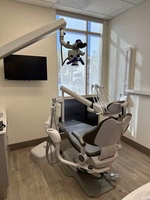 Our modern and state-of-the-art patient operatories designed for  comfortable and efficient care