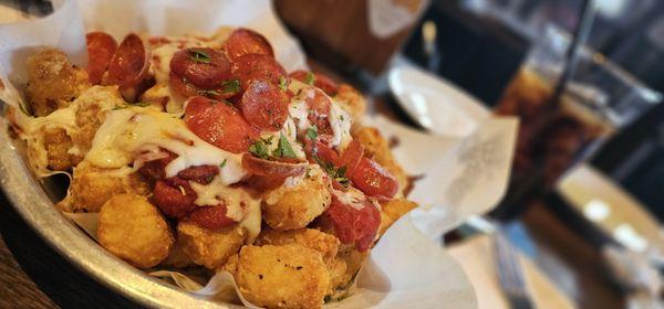 Pizza tots