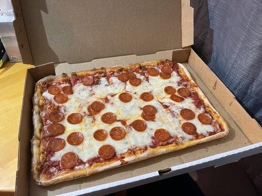 12 piece pepperoni pizza