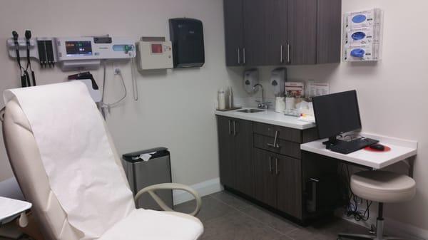 Exam rooms appear to be all equipped with flat screens to forget just how long you've been waiting