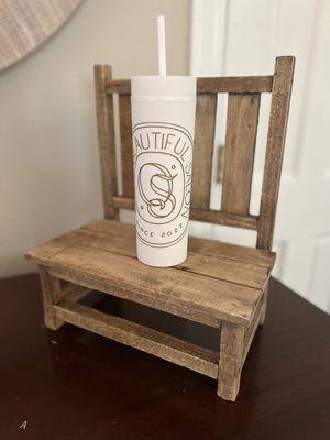 White salon tumbler