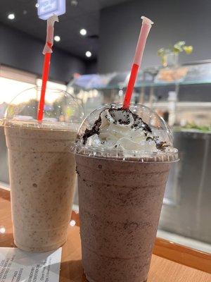 Fig milkshake  Oreo milkshake  They don't have dairy free options