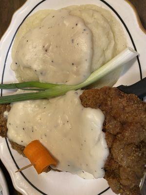 Thin and chewy chicken fried steak