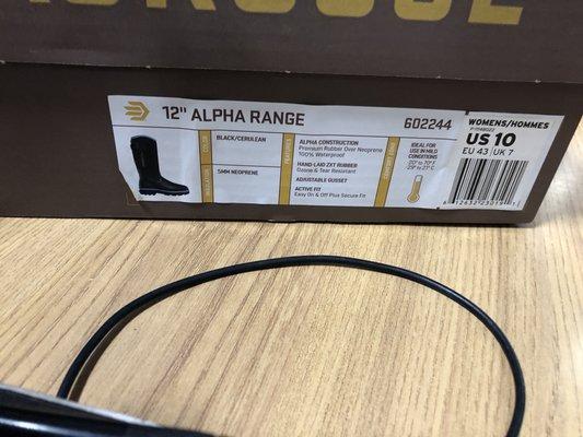 Lacrosse womens alpha range boots Exact pair as brought out by the associate when pointing at the boots on the wall.