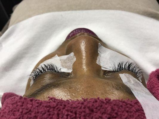 Eyelashes extensions